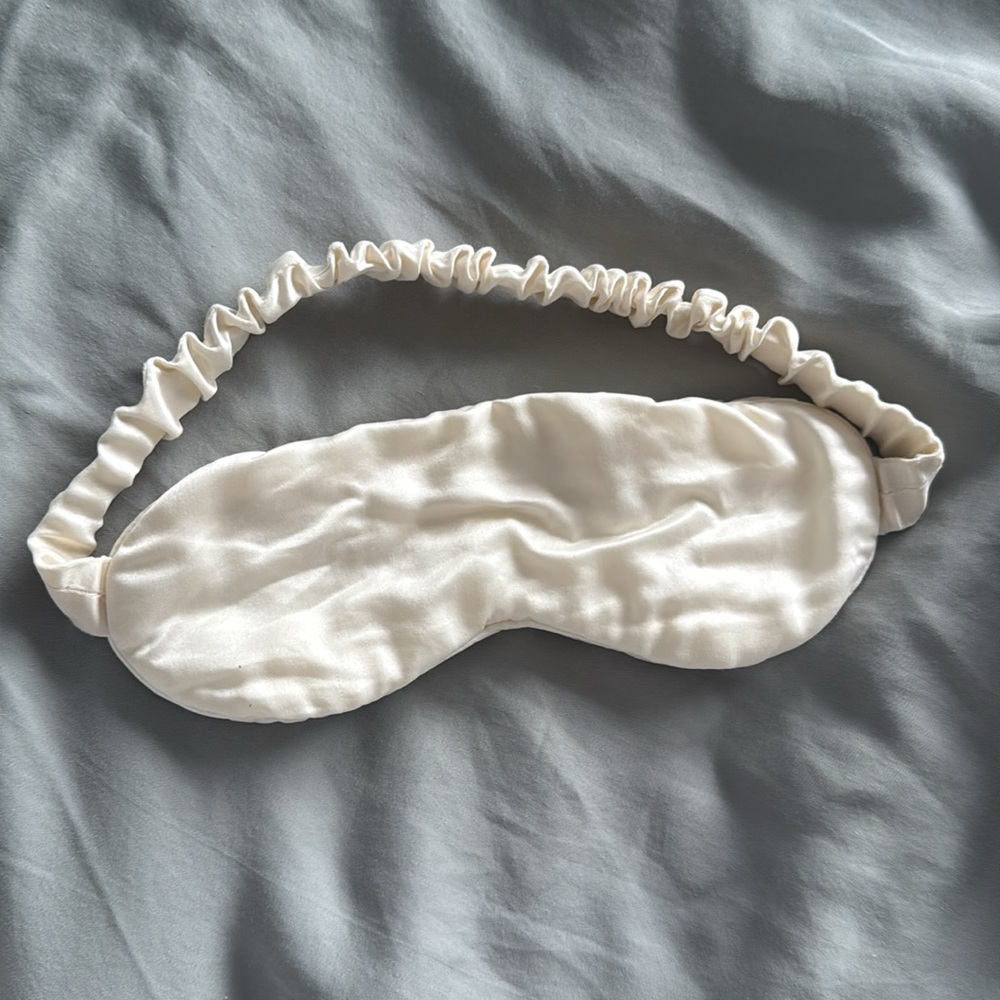 slip Cream Silk Face Mask